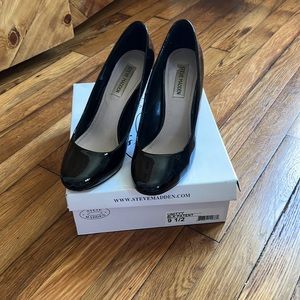 Steve Madden heals